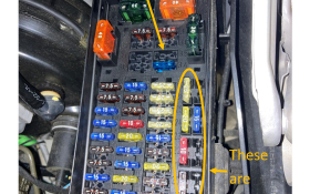 R129 Fuse Box